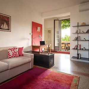 Appartamento Accomodo Mib13 Bivano Navigli, Milano