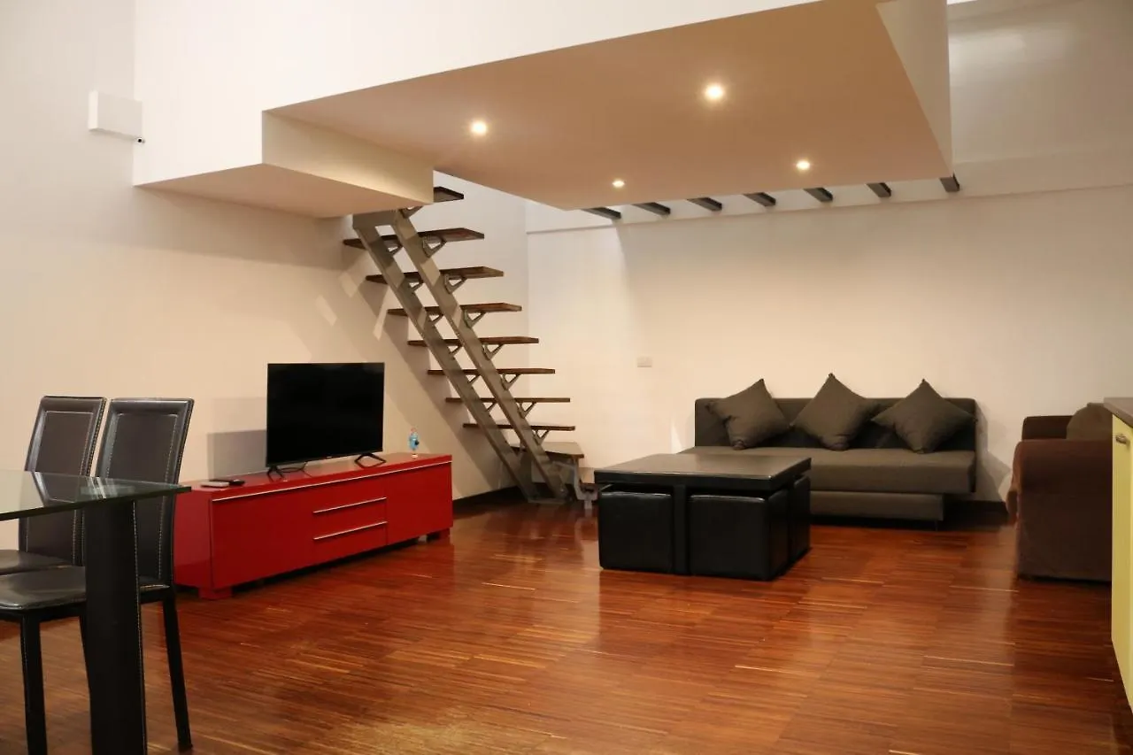 밀라노 Cozy & Large Loft Famagosta 아파트
